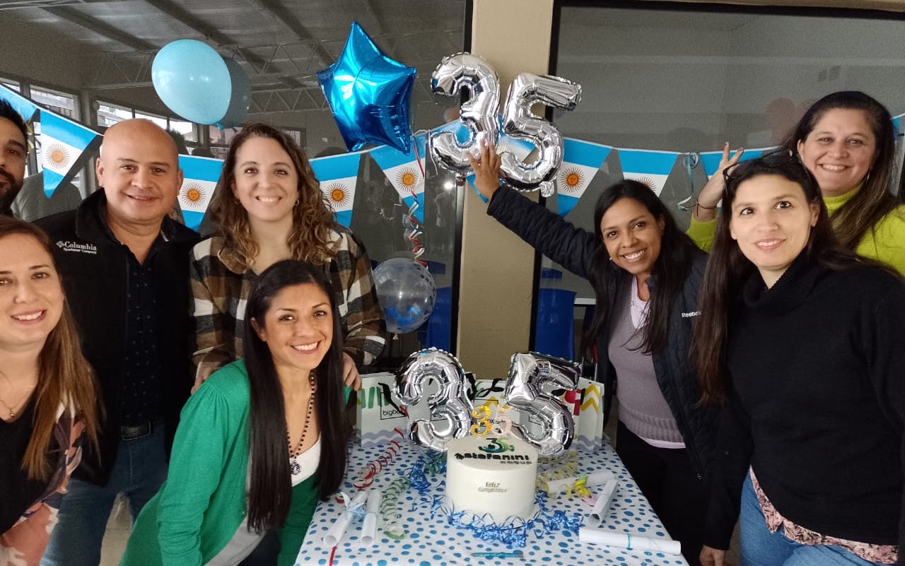 Stefanini Group 35 años