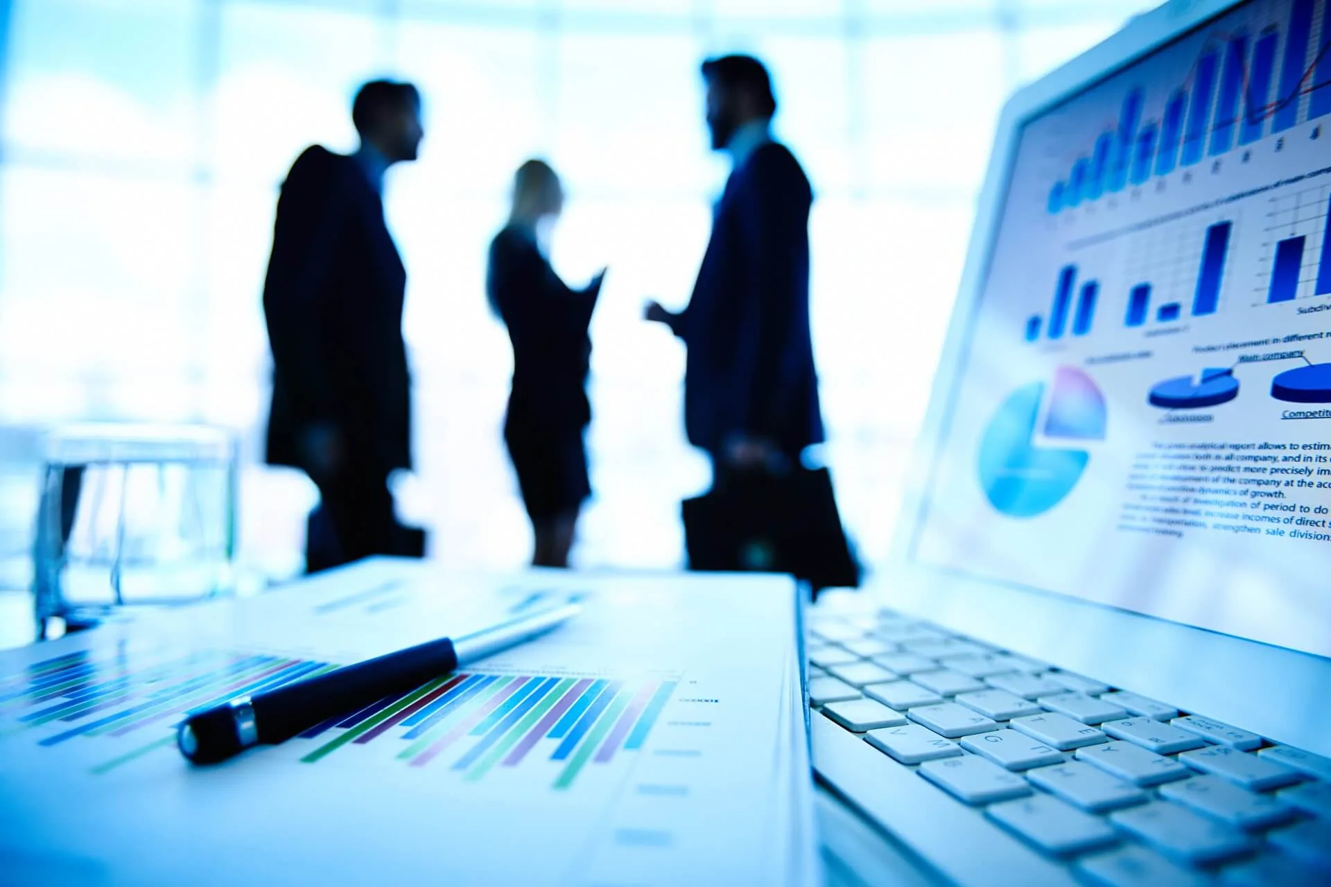 Potenciando la Eficiencia con Inteligencia Artificial en el Sector Financiero